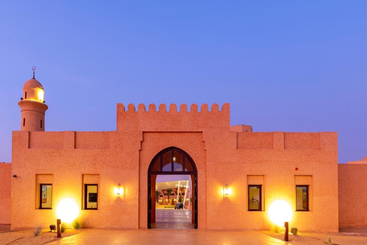 מלון Margham Al Badayer Retreat By Sharjah Collection מראה חיצוני תמונה Al-Jazair Palace