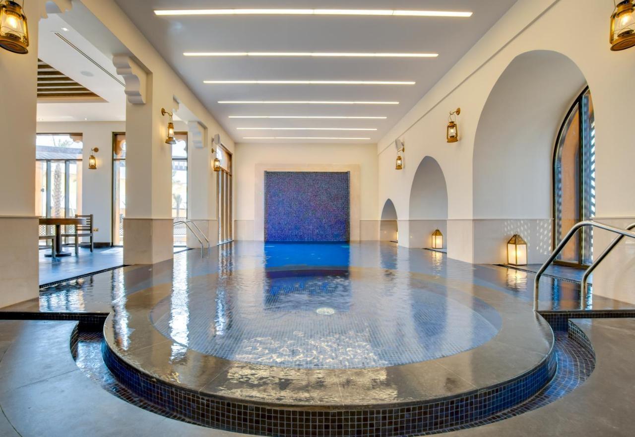 מלון Margham Al Badayer Retreat By Sharjah Collection מראה חיצוני תמונה The pool at the Four Seasons Hotel, Amman